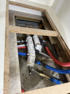 マンションのヘッダー交換工事｜給水・給湯設備を更新しました